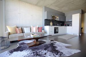 featured image of 625 W Division St #1-1