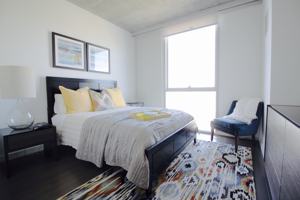 featured image of 625 W Division St #1-1