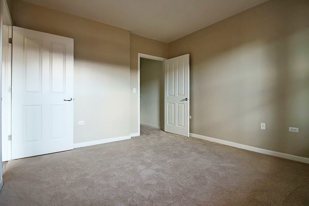 1935 S Wabash Ave #1-1 - Photo 5 of 16