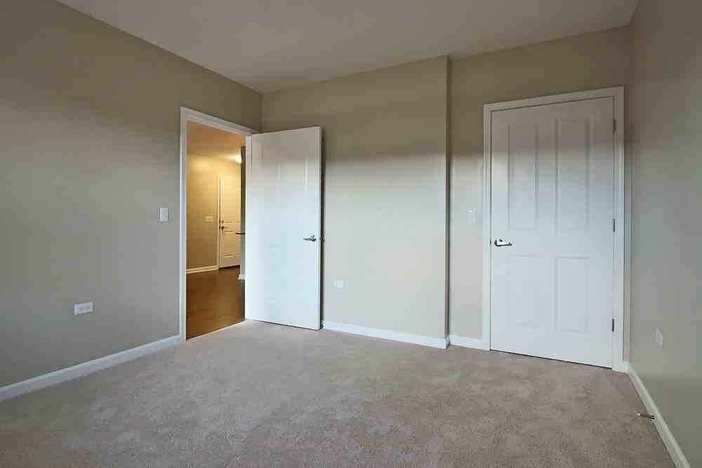 1935 S Wabash Ave #1-1 - Photo 6 of 16