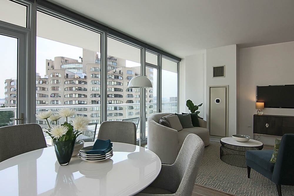 720 S Wells St #3-3 - Photo 6 of 26