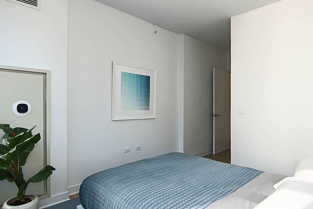 720 S Wells St #2-2-5TH - Photo 7 of 24