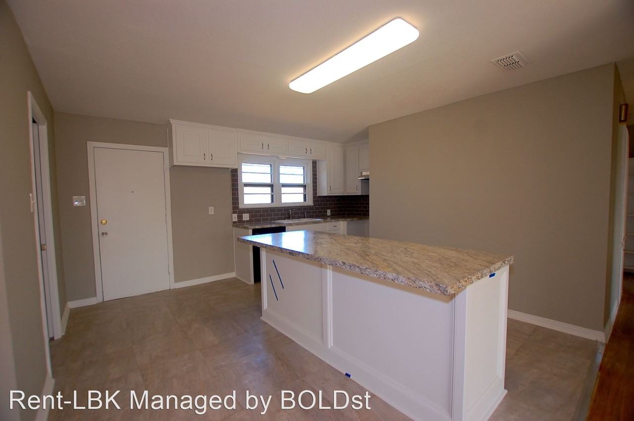 3808 36th St - Photo 2 of 14