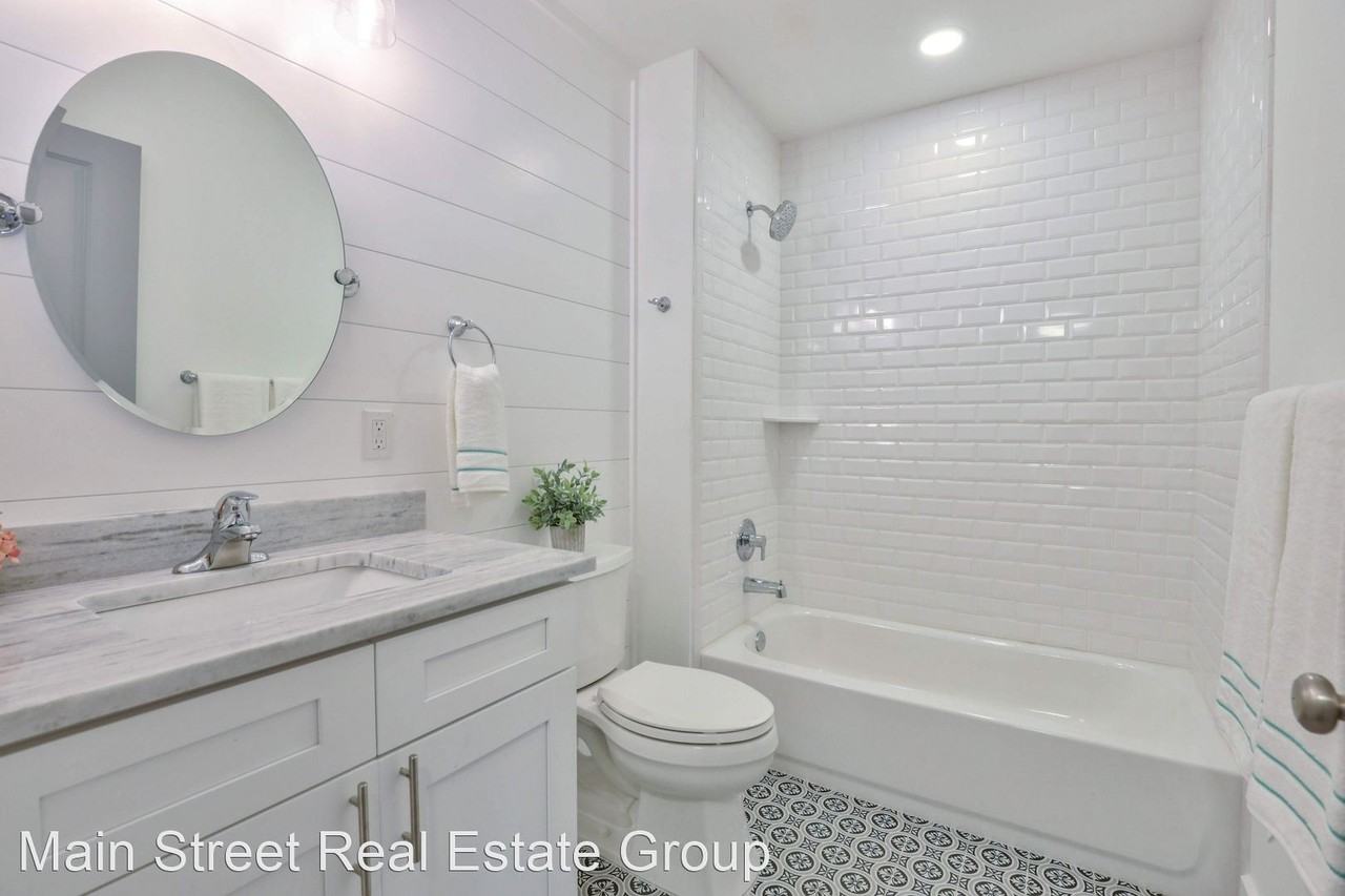 1812 Fernando Dr - Photo 2 of 16