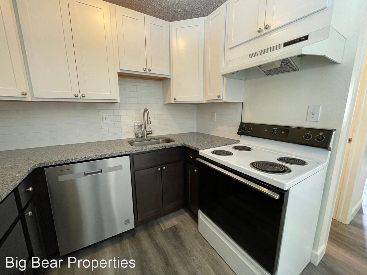 724 37th Avenue - Photo 2 of 10