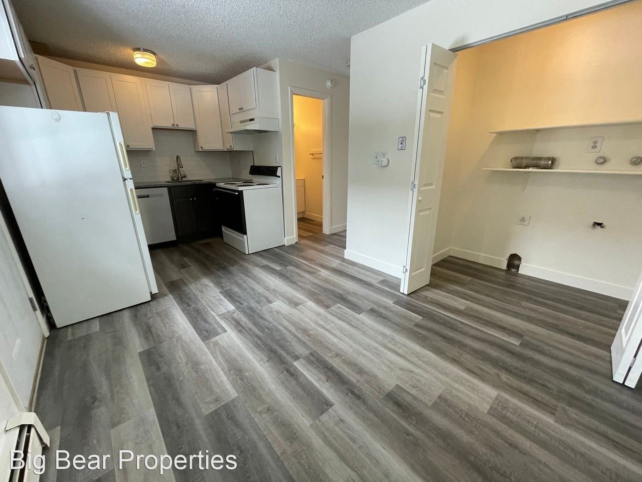 724 37th Avenue - Photo 3 of 10