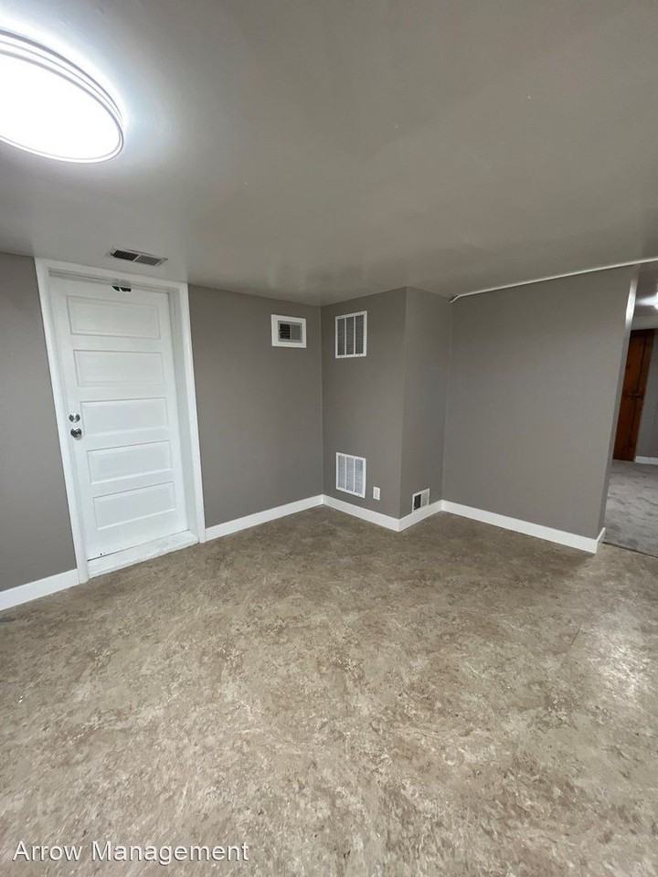 3502 W Street - Photo 2 of 6