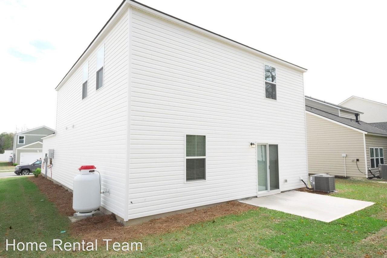 255 Lillian St - Photo 2 of 36