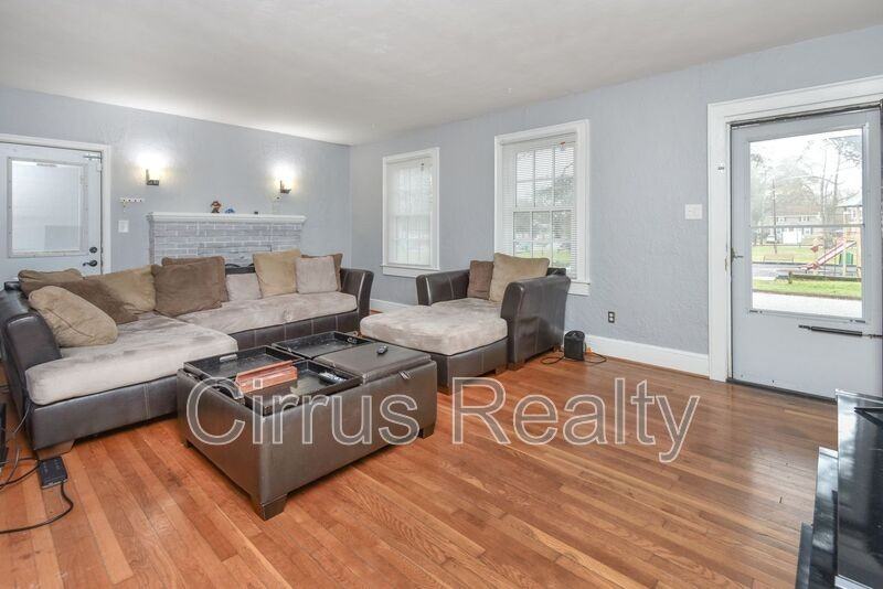 10 Parkside Pl - Photo 3 of 35