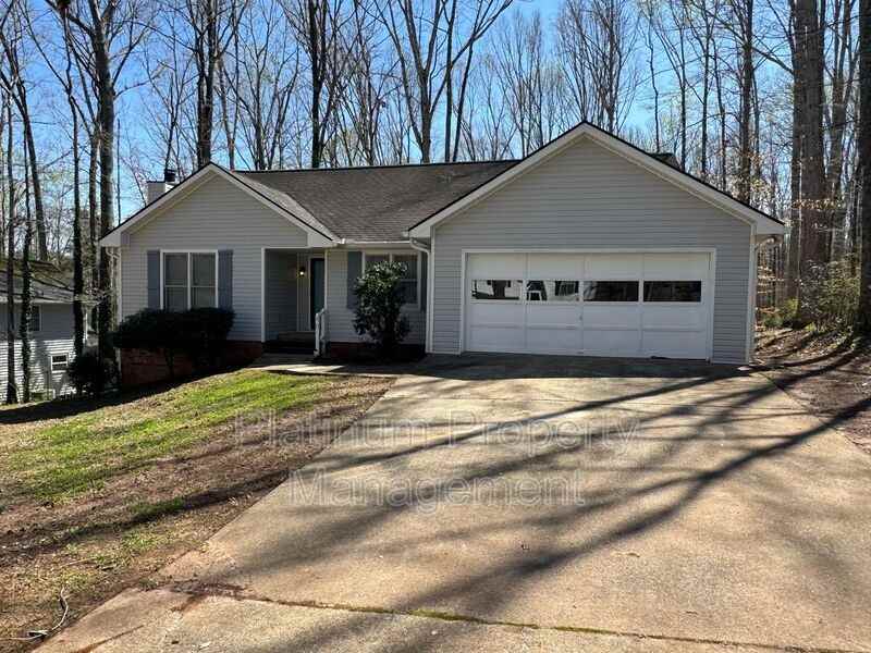 40 Briarwood Ct