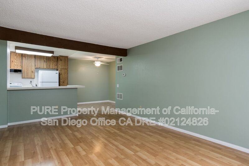 9129 Village Glen Dr #175 - Photo 2 of 16