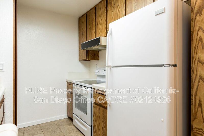 9129 Village Glen Dr #175 - Photo 5 of 16