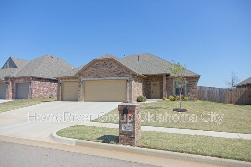 612 Kearny Ln - Photo 2 of 26
