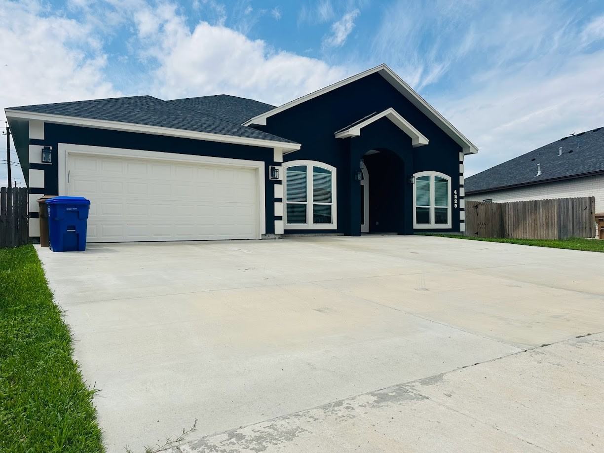 4229 Midlands St - Photo 2 of 23