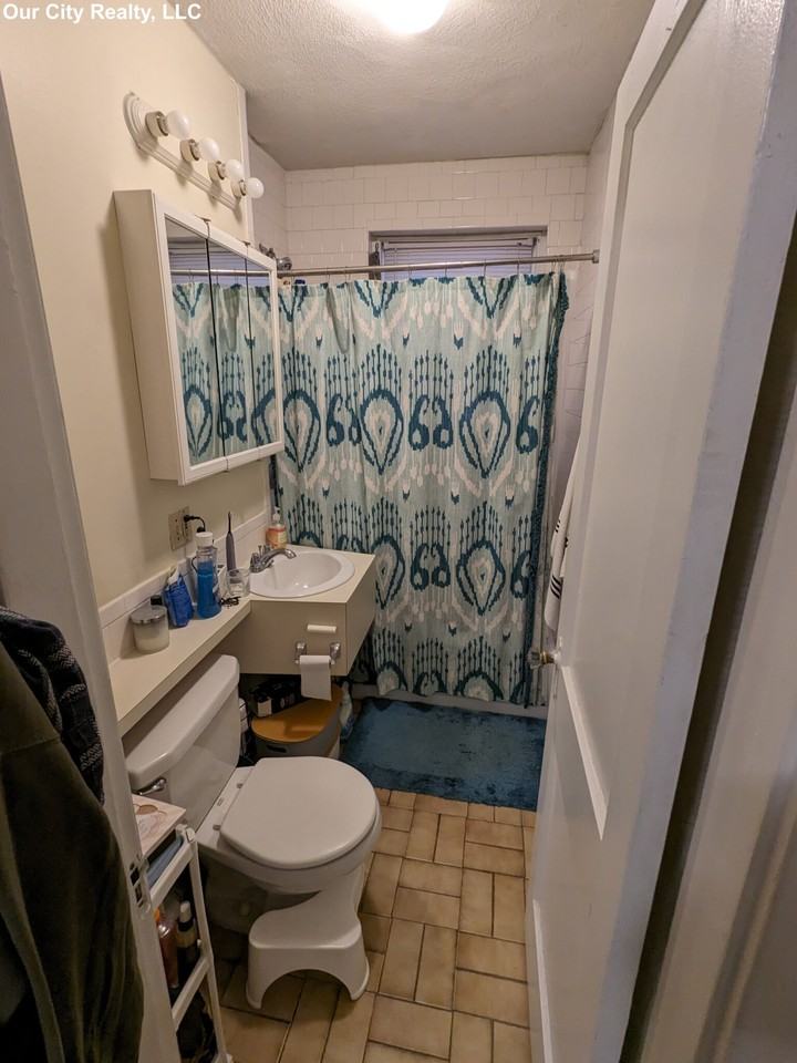 Wendell St #2 - Photo 3 of 15