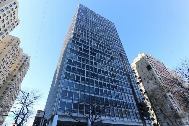 2400 N Lakeview Ave #D3001