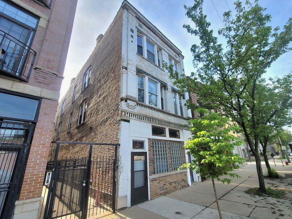 908 08 N California R4, Chicago, IL 60622 2 Bedroom Apartment for