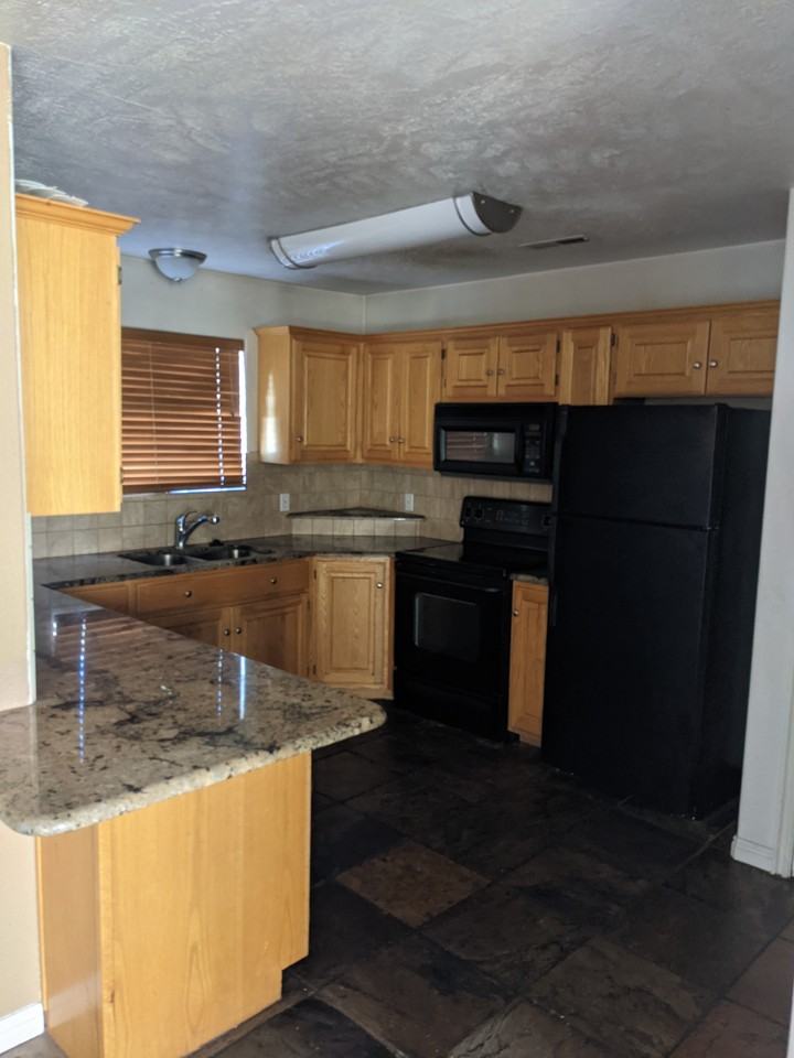 290 Se #29 - Photo 2 of 10