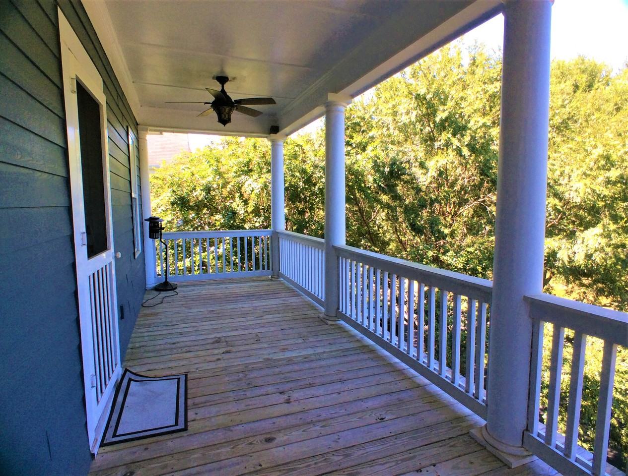 14225 Bankside Dr - Photo 3 of 36