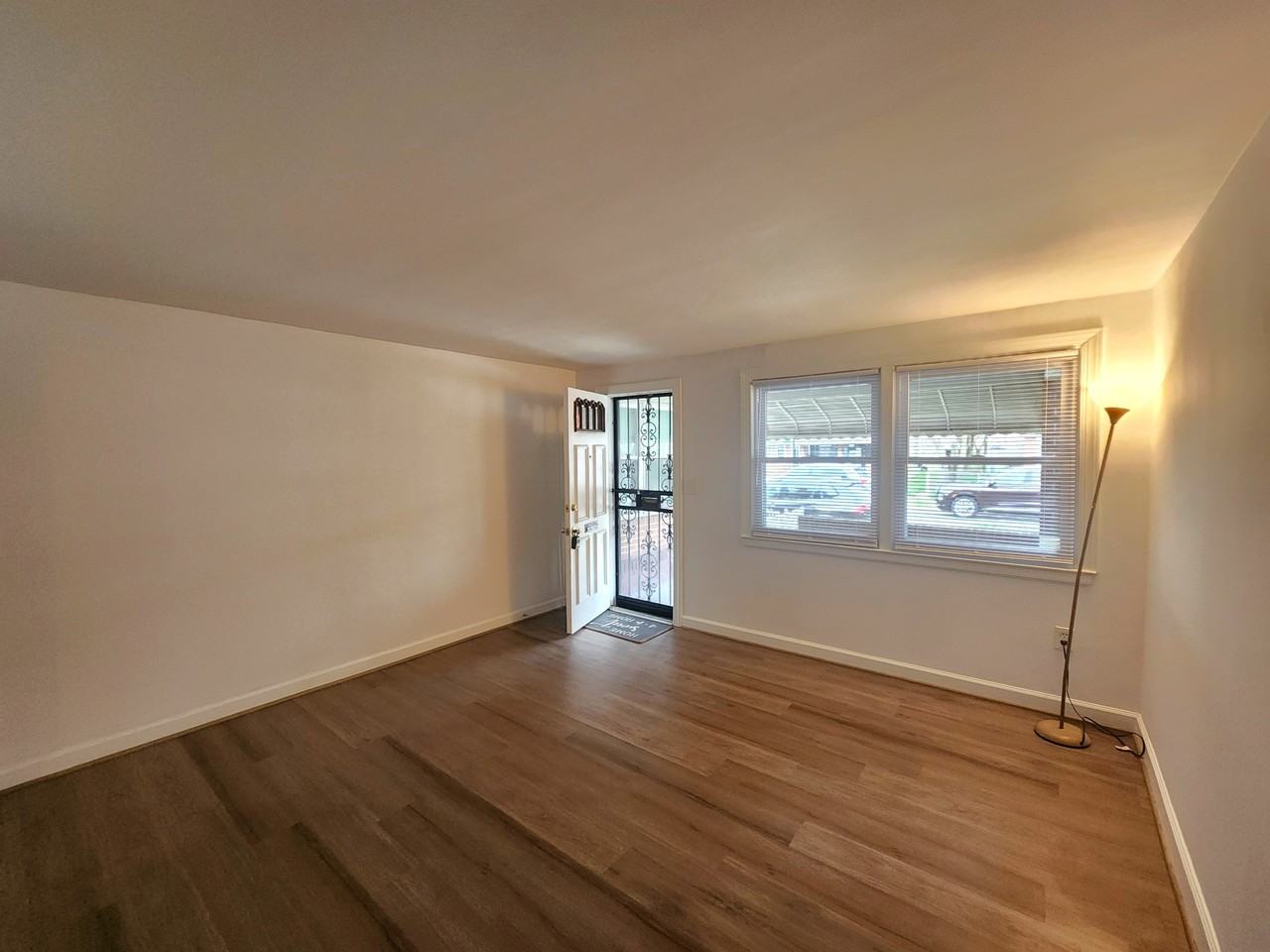 135 Carver Rd - Photo 2 of 14