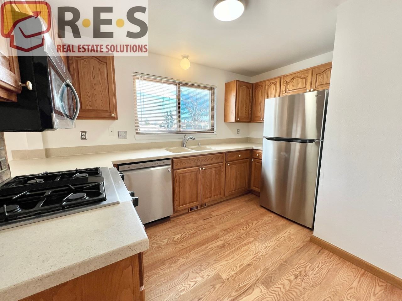 14535 E 44th Ave - Photo 2 of 17