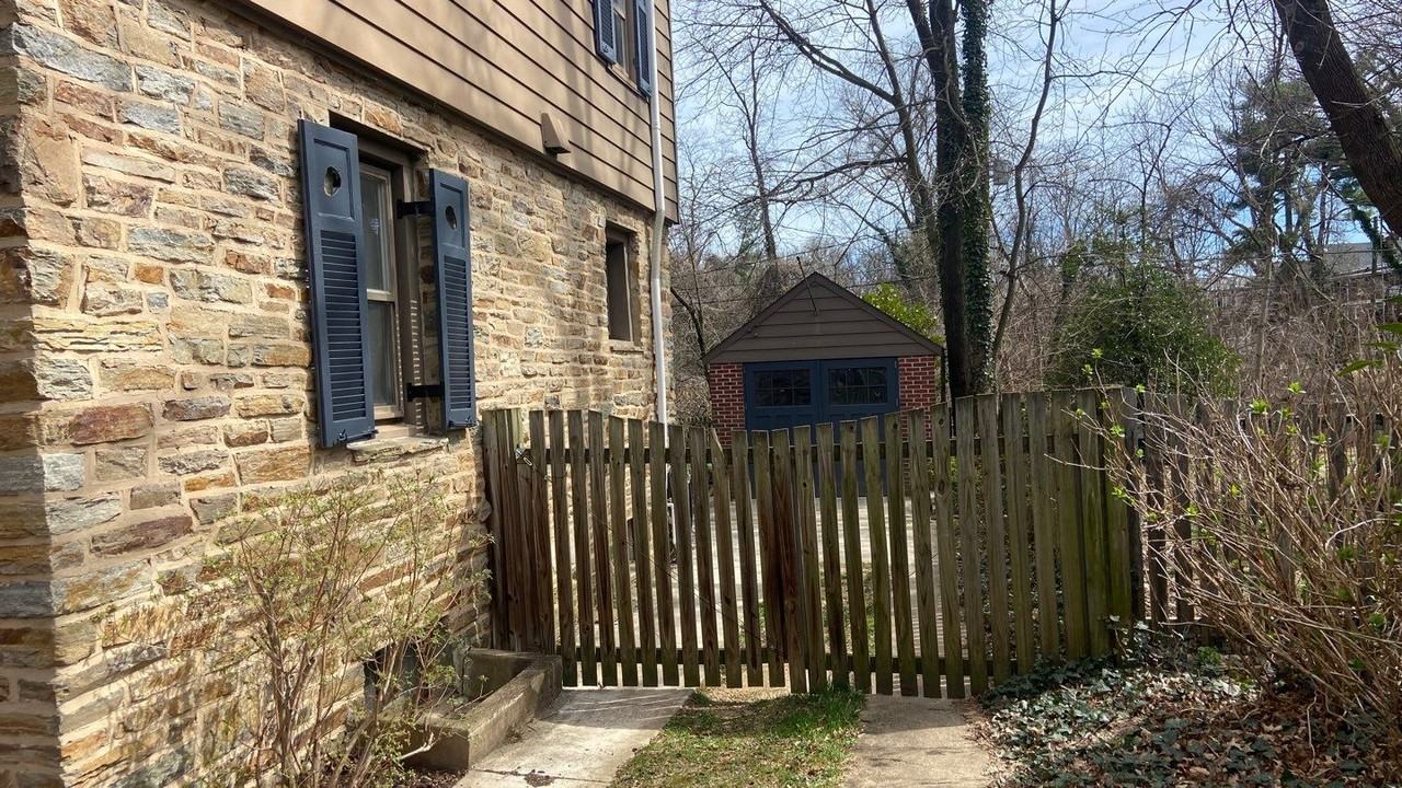 709 Glen Allen Dr - Photo 3 of 26