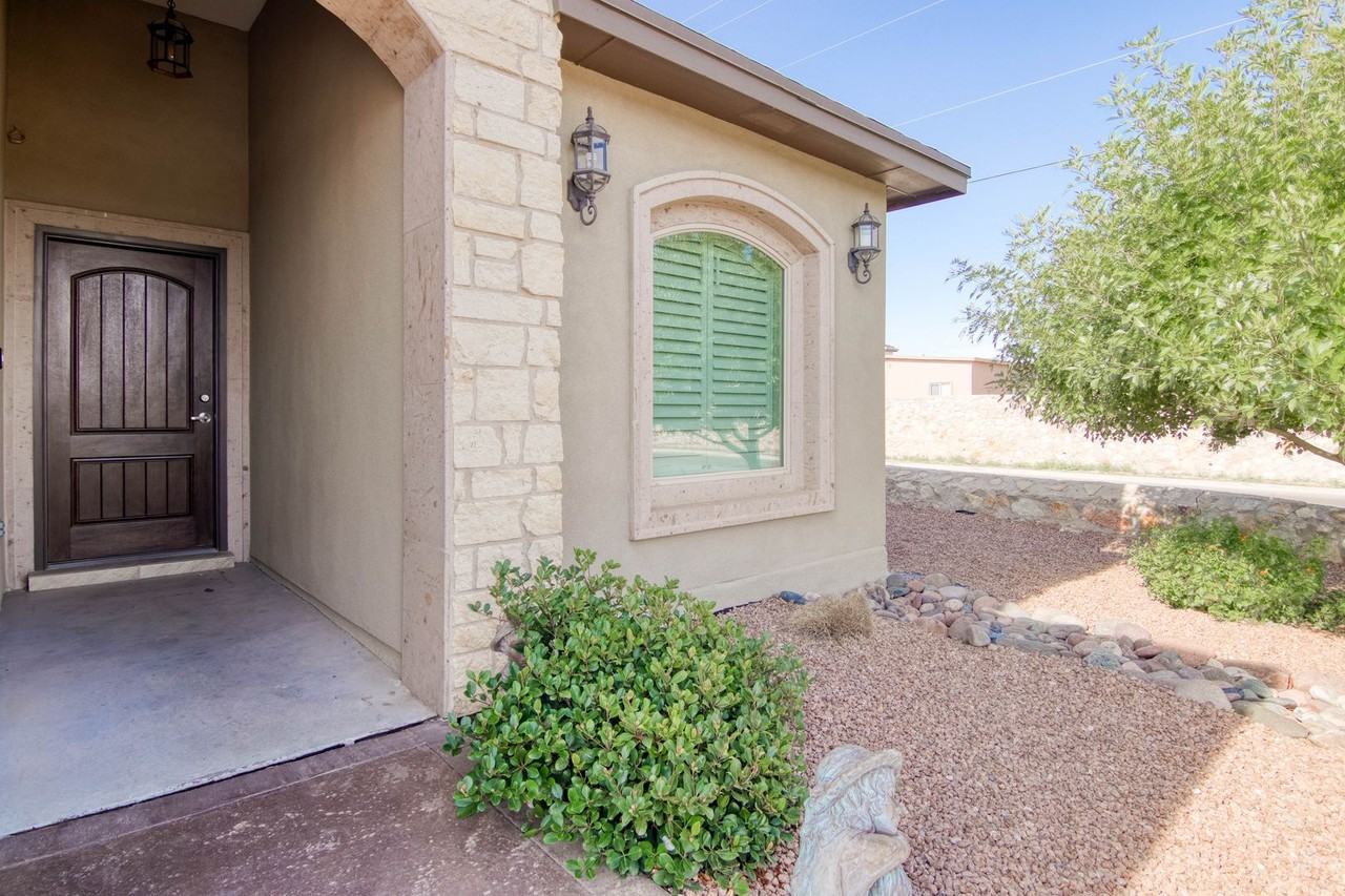 14700 Harry Flournoy Ave - Photo 5 of 50