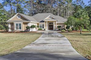 featured image of 9 Fairway Dr #NA