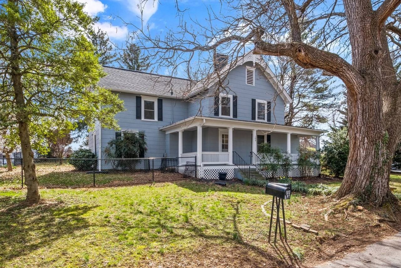 103 Hook Ln, Staunton, VA 24401 3 Bedroom House for 2,000/month Zumper