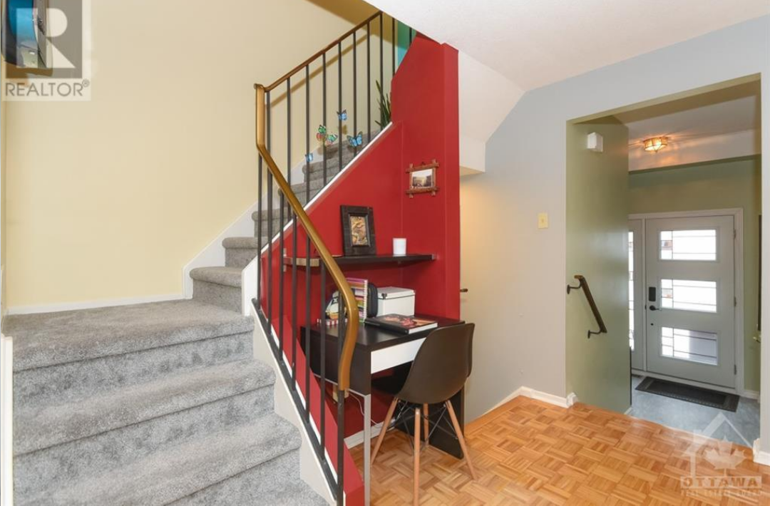 13 Coach House Gate - Photo 3 of 28