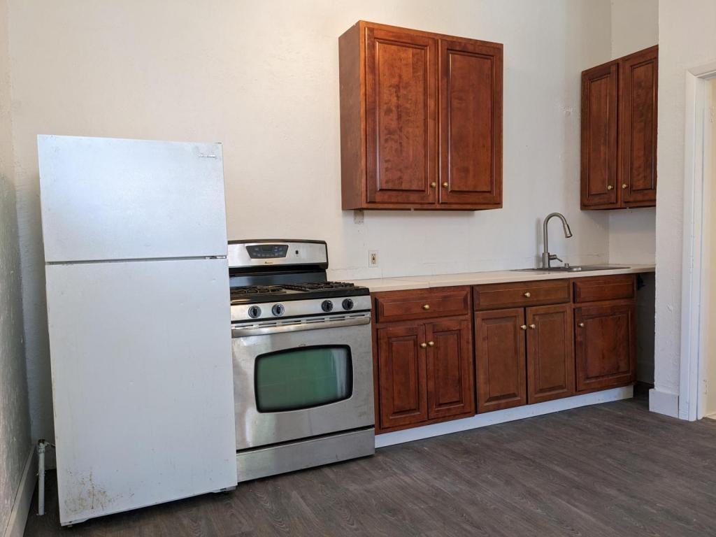 7076 Lemington Ave #1 - Photo 4 of 7