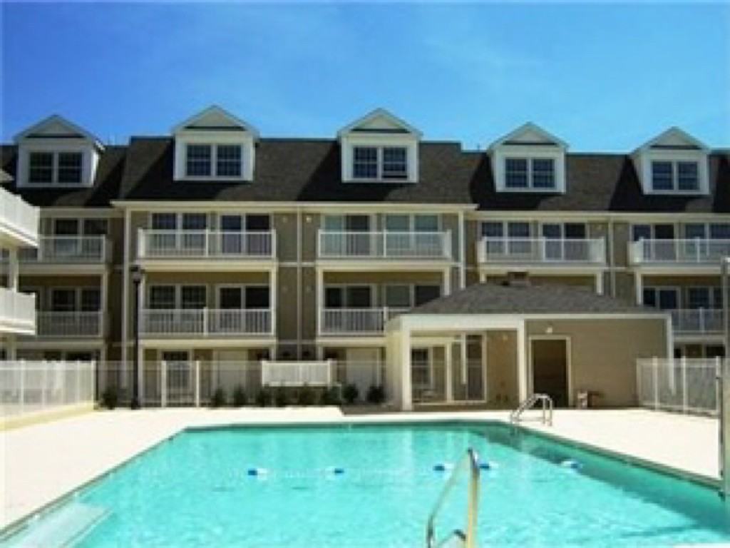 33 Chelsea Court - Photo 2 of 10