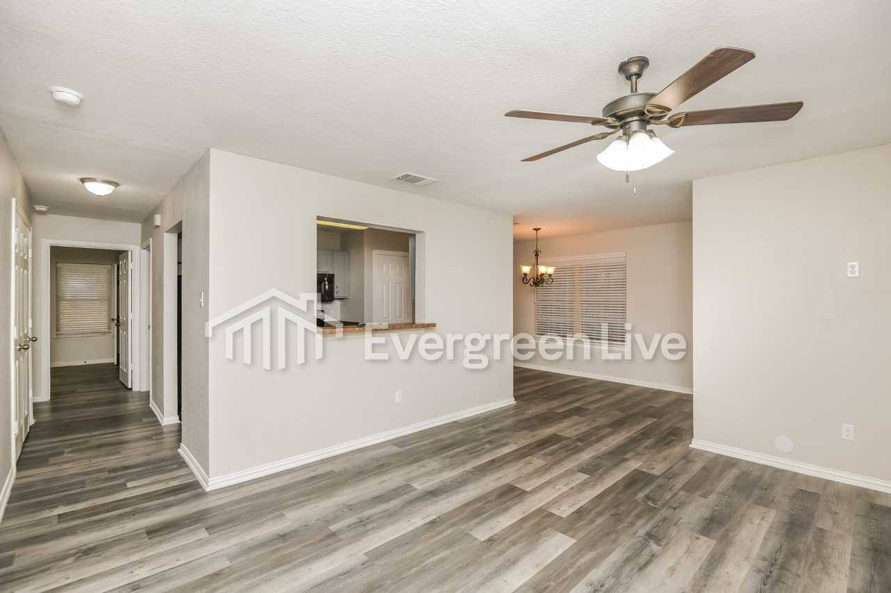 1926 Beaumont St - Photo 3 of 17