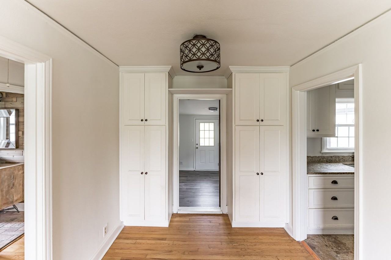 1314 Marlboro Ave - Photo 2 of 21