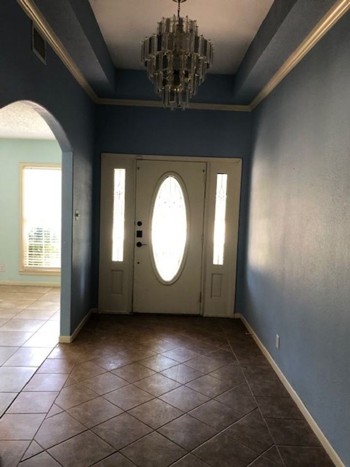 1334 Glenwood Dr - Photo 2 of 21