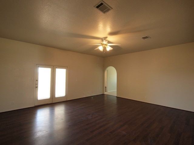 3812 Tiger Dr - Photo 2 of 20