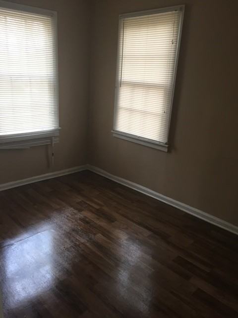 994 Poplar St - Photo 5 of 6
