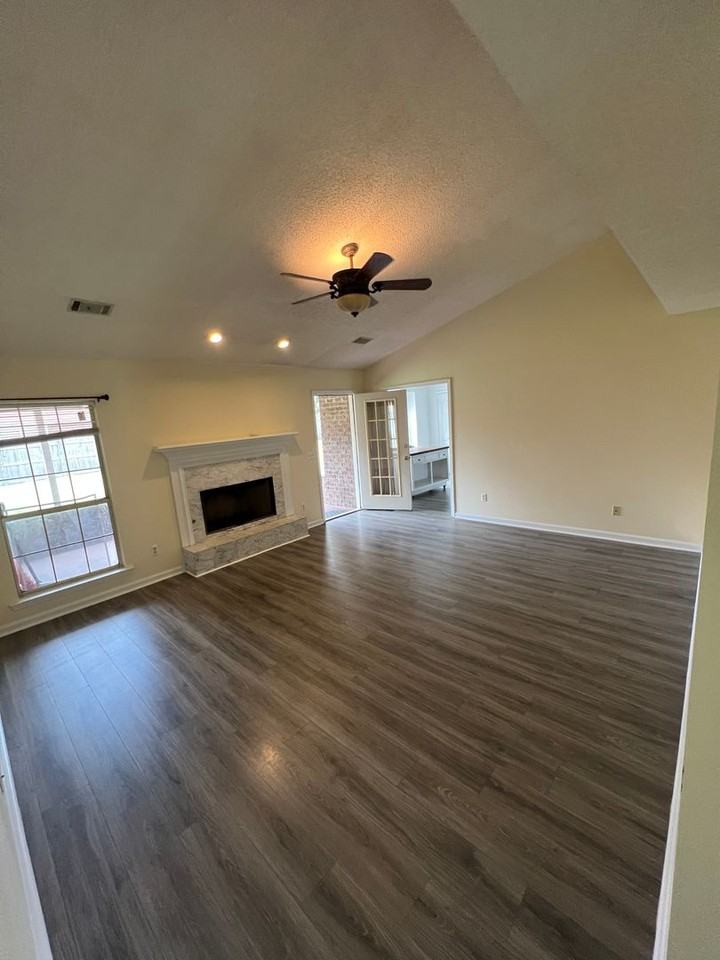 526 Maxwelton Cir - Photo 6 of 18