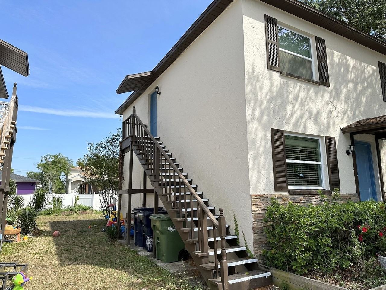 7208 S Kissimmee St - Photo 2 of 10