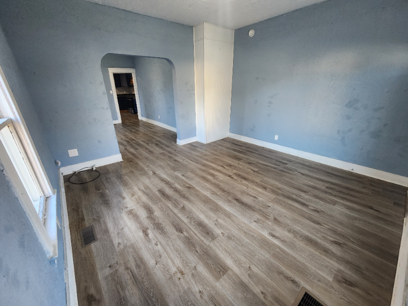 214 E Belmont St #214 - Photo 6 of 22