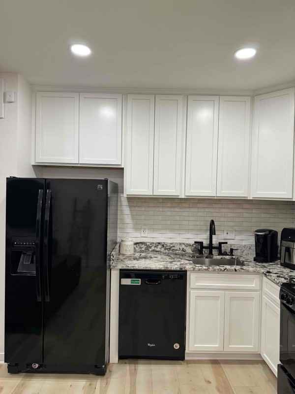 3707 Grant Place Northeast - Photo 3 of 11