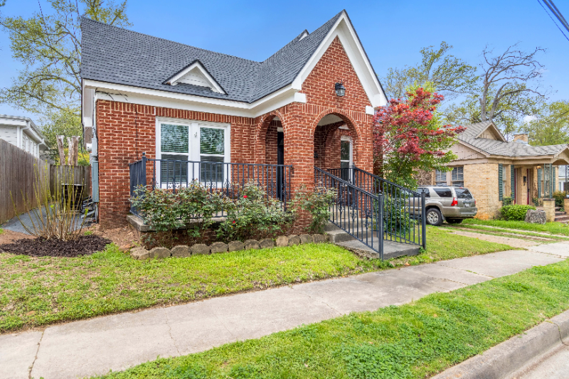 315 E 1st St - Photo 5 of 28