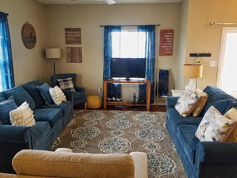 35469 Mercury Dr - Photo 4 of 7