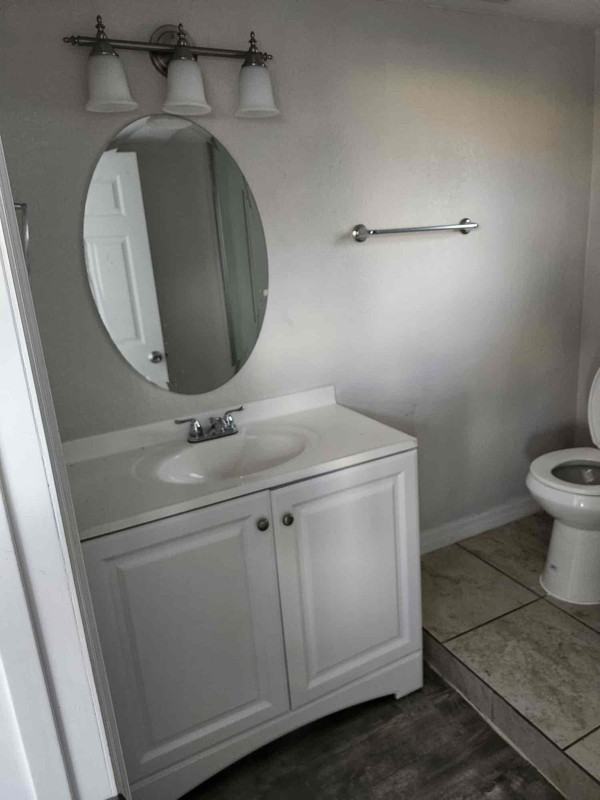 1335 Bay Street #B - Photo 4 of 14