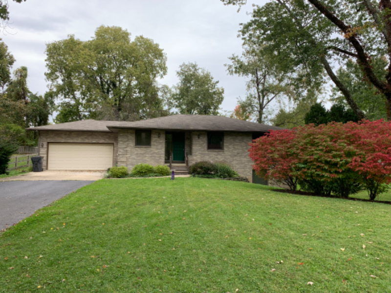 120 Letts Ave - Photo 2 of 15