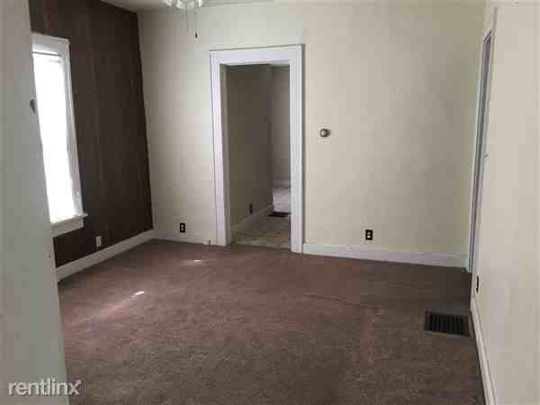 5956 Beechwood Ave - Photo 3 of 4