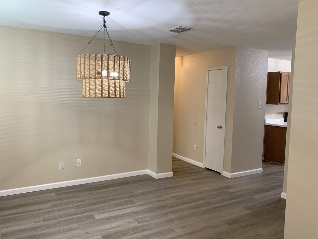 3014 Lake Terrace Dr #NA - Photo 7 of 14