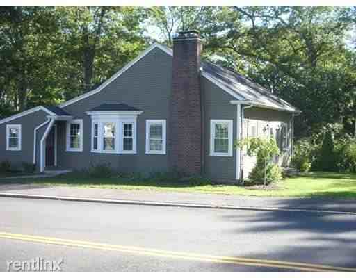67 Bucklin St - Photo 2 of 7