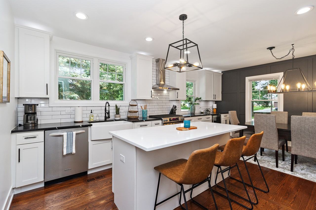 724 Warner Avenue #NA - Photo 4 of 33