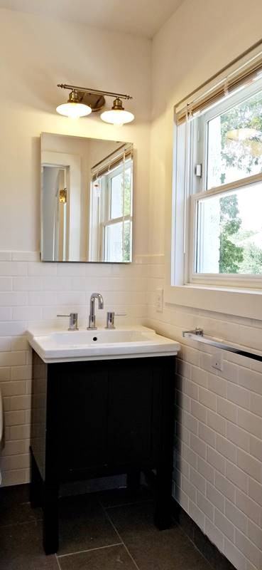 4300 Junius St #B - Photo 5 of 7